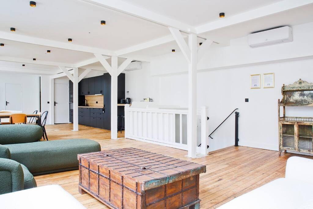 Sublime Loft A St Germain Apartment